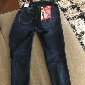 Women’s Blue Jeans